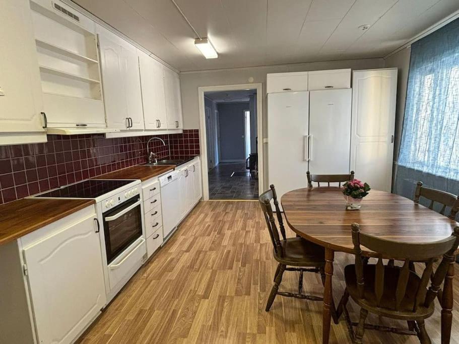 3Bdr Close To Nature A Beautiful Home Lake Nearby Упсала Екстериор снимка