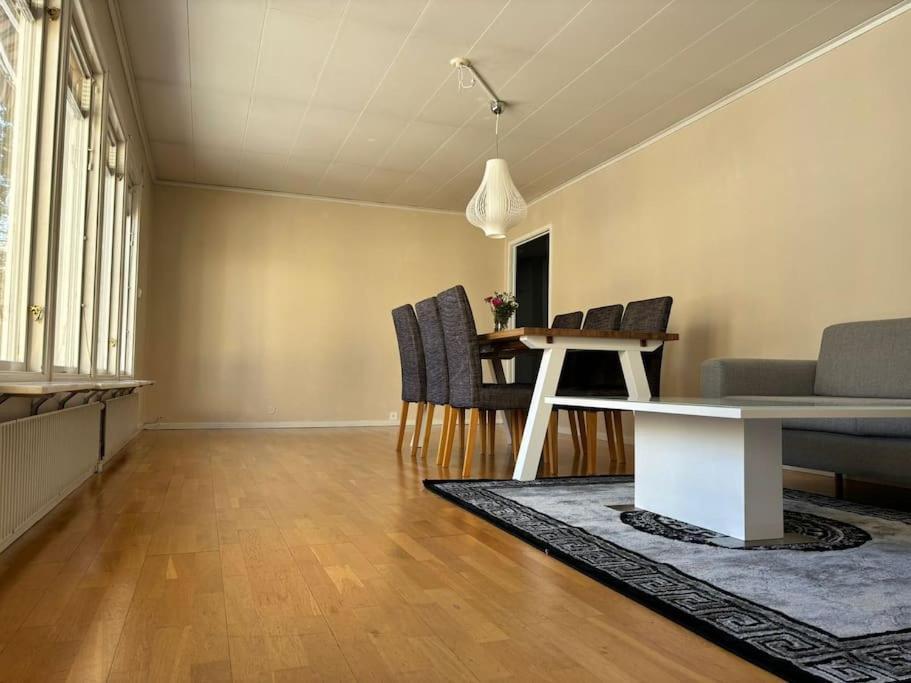 3Bdr Close To Nature A Beautiful Home Lake Nearby Упсала Екстериор снимка